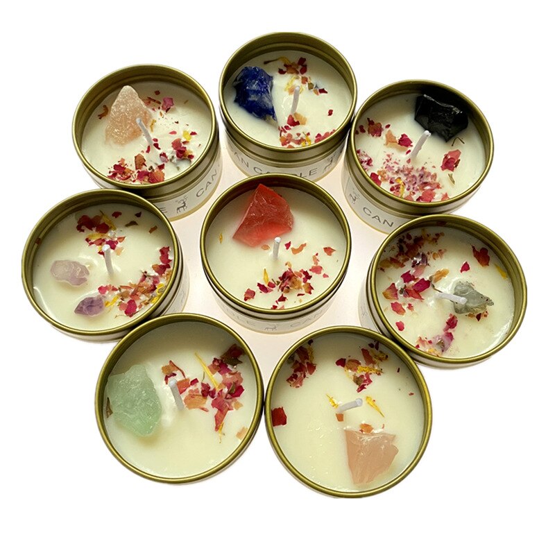 Essential Oil Scented Soy Wax Candle With Natural Rough Crystal And Dried Flowers